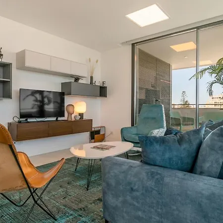 Amazing With Sea View, Pool And Sauna, Near The Lagos