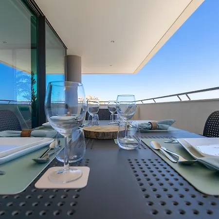 Amazing With Sea View, Pool And Sauna, Near The Apartment Lagos