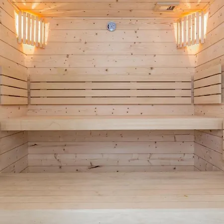Amazing With Sea View, Pool And Sauna, Near The Appartamento *