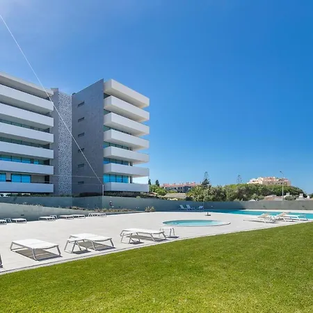 Amazing With Sea View, Pool And Sauna, Near The